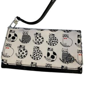 Caseen Cat Black and White Wristlet